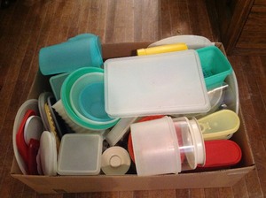 lot 130 image: Large Box of Tupperware some Vintage