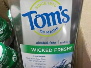 lot 249 image: Case of 6 Bottles of Toms Alcohol F...