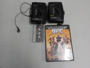 lot 340 image: 2 Sony Walkmans tested and work-n...