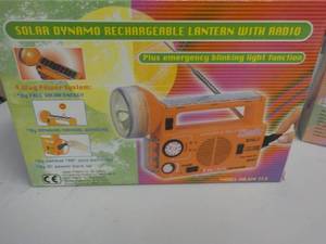 lot 367 image: Solar Dynamo Rechargeable Lantern w...