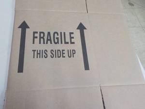 lot 403 image: Bundle of 25 Boxes 14 x 9 x 14.5...