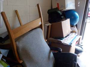 lot 412 image: Corner Lot of Unclaimed Merchandise...