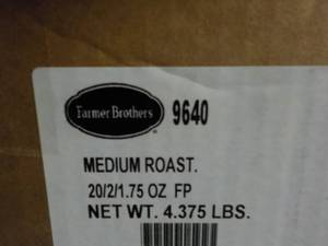 lot 450 image: Case of Farmers Brothers Medium Roa...