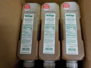 lot 470 image: Lot of 3 - 3.5 Liters Vintage Conce...