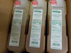 lot 473 image: Lot of 3 - 3.5 Liters Vintage Conce...