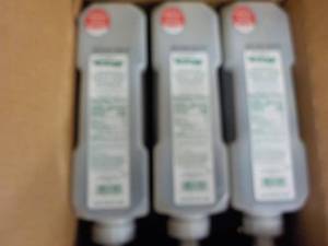 lot 476 image: Lot of 3 - 3.5 Liters Vintage Conce...
