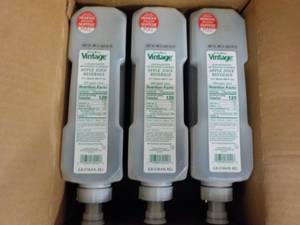 lot 477 image: Lot of 3 - 3.5 Liters Vintage Conce...