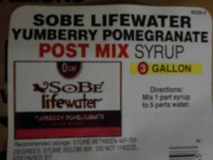 lot 483 image: 3 Gallon Sobe Lifewater Yumberry Po...