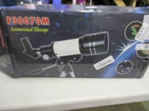 lot 130 image: F30070M Astronomical Telescope Port...