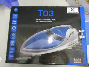 lot 142 image: TO3 Radio Controlled High Speed Rac...