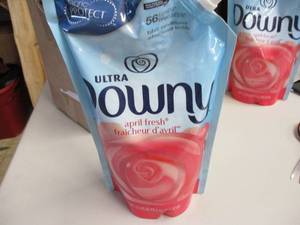 lot 207 image: Ultra Downy April Fresh Fabric Soft...