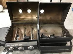 lot 28 image: LOT WITH DYNO-GLO Signature Heavy-Duty Vertical Offset Charcoal Smoker and Grill in Black SEE PICS