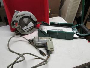 lot 27 image: 5B Circular Saw, Electric Drill, ...
