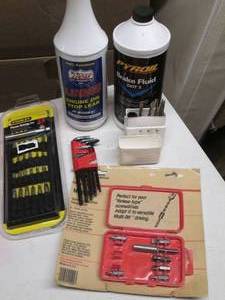 lot 31 image: 5B Tools & Auto Fluids, Screwdriv...