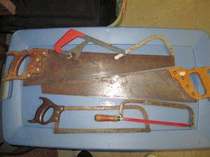 lot 32 image: 5C Lot of (5) Hand Saws & Hacksaw...