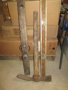 lot 38 image: 4C Vintage Tool & Levels...