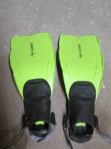 lot 43 image: 5C Pair of Wave Scuba Diving or S...