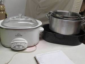 lot 46 image: 4C Digital Cock Pot, Roaster, & O...