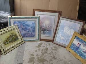 lot 51 image: Loc 12 Lot of (5) Framed Pictures - V...