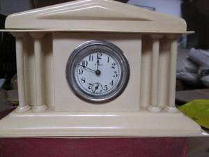 lot 61 image: 4B Antique Wind Up Clock (Made In...