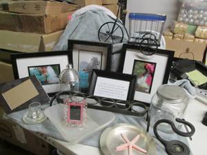 lot 135 image: 6C Picture Frames, Candle Holders and other Misc. Decor
