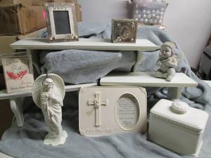 lot 138 image: 6C Shelf & Keepsake Dcor