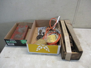 lot 18 image: Tools
