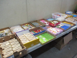lot 30 image: Craft Supplies
