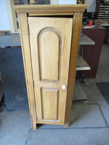 lot 33 image: Cabinet