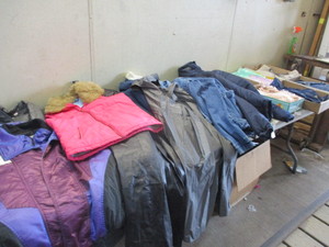 lot 40 image: Jackets Coats Clothes