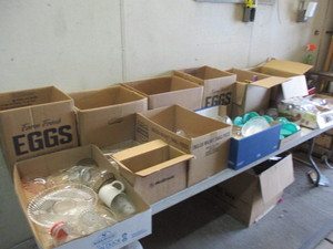 lot 6 image: Glassware