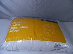 New Medium Down Alternative Pillow