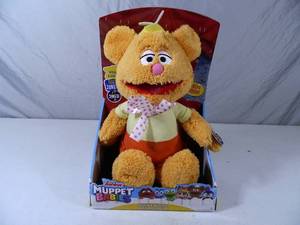 New Muppet Babies Wocka Wocka Feature Fozzie