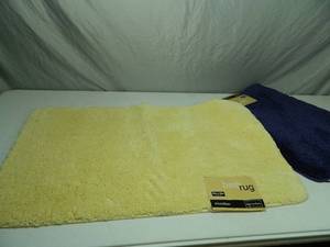 2 New Bath Rugs