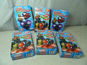 6 New Boxes of Marvel Gummy Bands