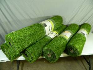 5 New Rolls of Artificial Turf