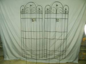 2 New Finial Garden Trellis