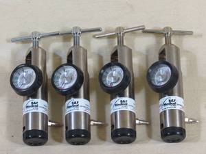 lot 85 image: 4 B&F 50PSI Oxygen Regulators