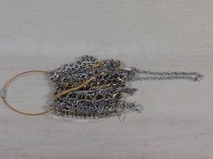 lot 111 image: Assortment of BraceletsAnklets