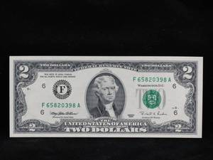 lot 66 image: 1995 $2 Bill