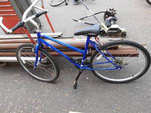 lot 6 image: Magna 26 15 Speed Bike (Has Broken Shifter Lever)