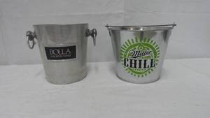 lot 39 image: Buckets