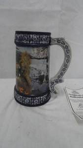 lot 60 image: Miller Stein Americas Majestic Wildlife By Jonice Forrester
