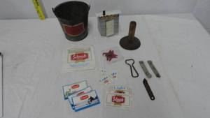 lot 76 image: Schmidt Items