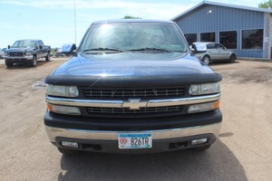 lot 5711 image: 2002 Chevrolet Silverado 1500 Extended Cab 4x4 - 138,482 Miles -
