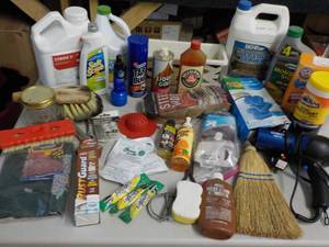 lot 7 image: Household Lot and More...
