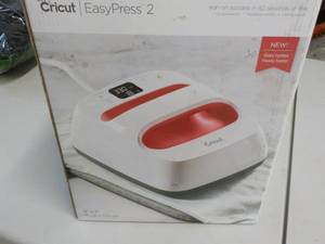 lot 47 image: Circuit Easy Press 2...