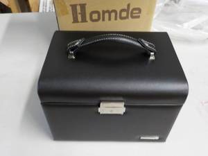 lot 51 image: Homde Lockable Jewelry Case 9.5 x 7...