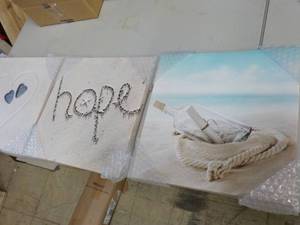 lot 65 image: Set of 3 - 12 sq. Canvas Wall Dc...