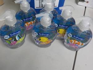 lot 139 image: Case of 6- 7.5 oz Bottles Soft Soap...